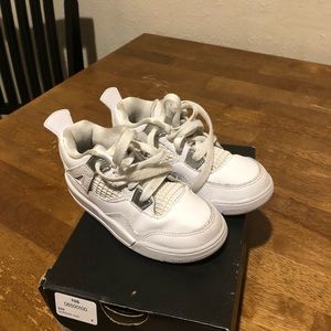 9c Jordan 4 Retro BT